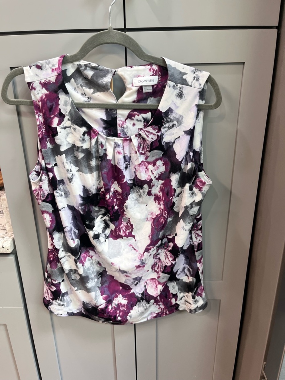Calvin Klein Purple Floral Sleeveless Blouse PXL